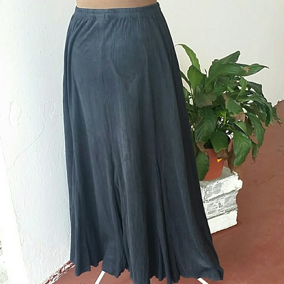 Chico's Black maxi skirt Sz 0 (Small) - Picture 2 of 5